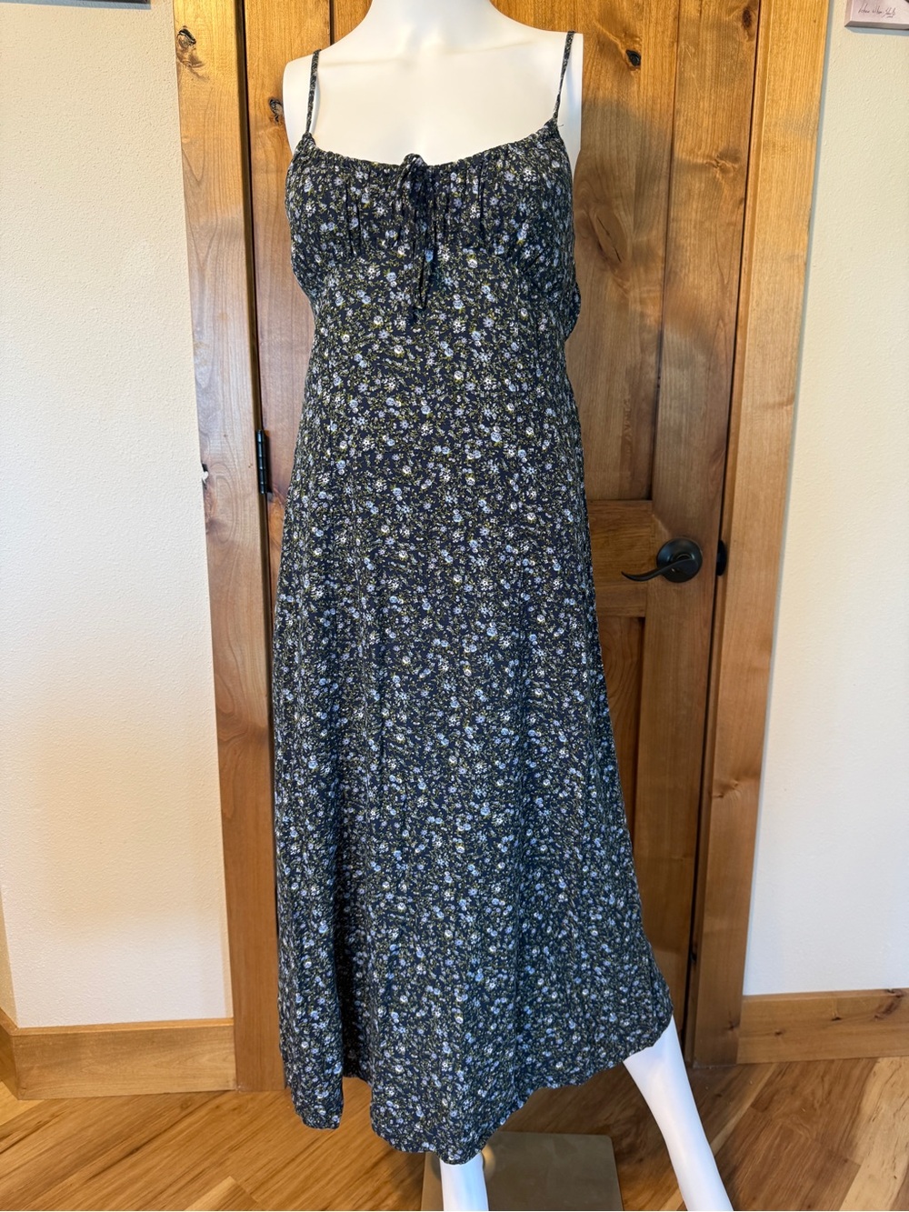 Floral Spaghetti-Strap Maxi Dress in floral